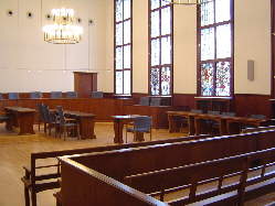 Bild vom Schwurgerichtssaal im Landgericht Dortmund, Quelle: Fotografenmeister Günther Wertz